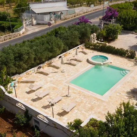 Apartment Garden In Mariella
