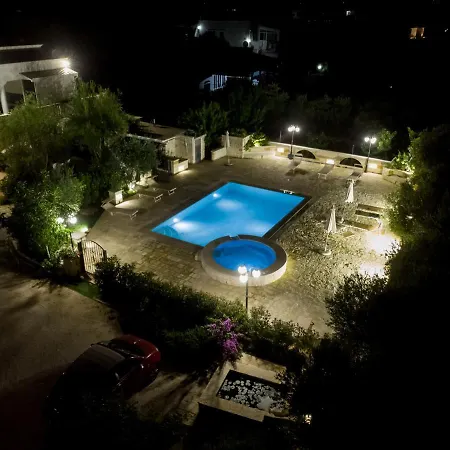 Apartment Garden In Mariella Ostuni